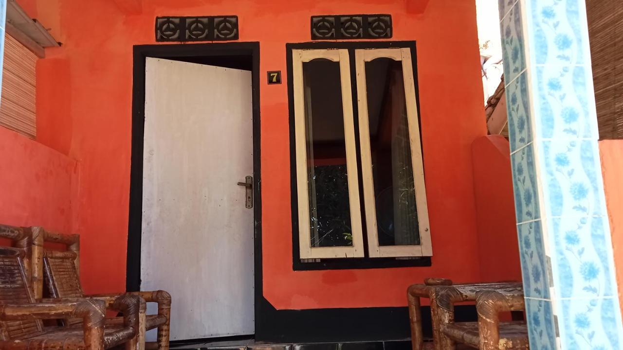 Roy Homestay Kuta Kuta  エクステリア 写真