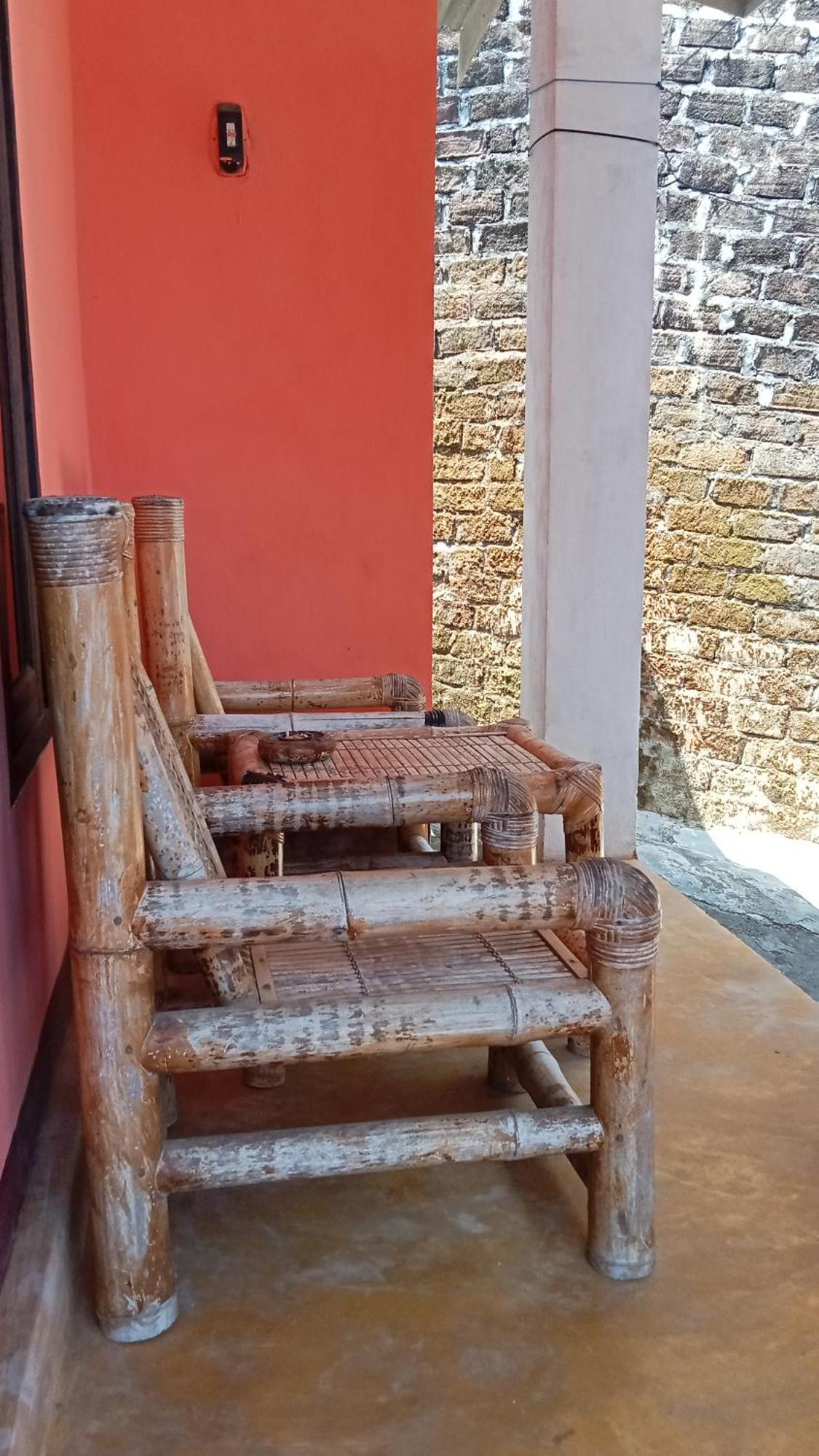 Roy Homestay Kuta Kuta  エクステリア 写真