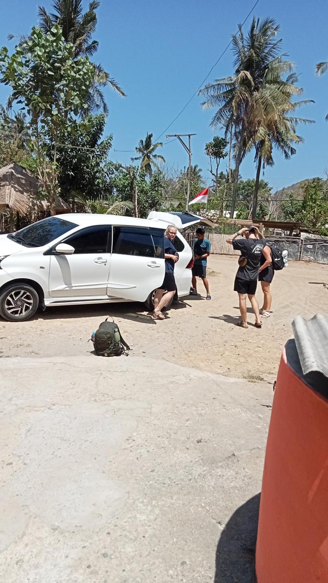 Roy Homestay Kuta Kuta  エクステリア 写真