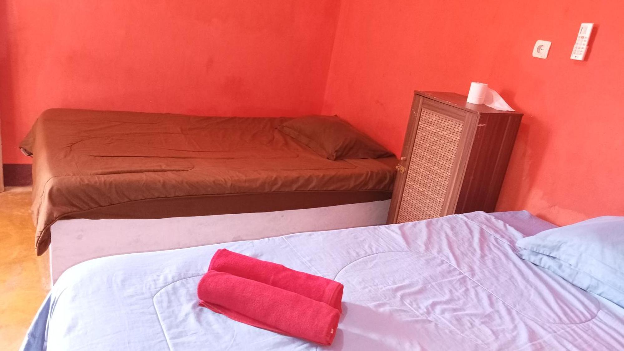 Roy Homestay Kuta Kuta  エクステリア 写真