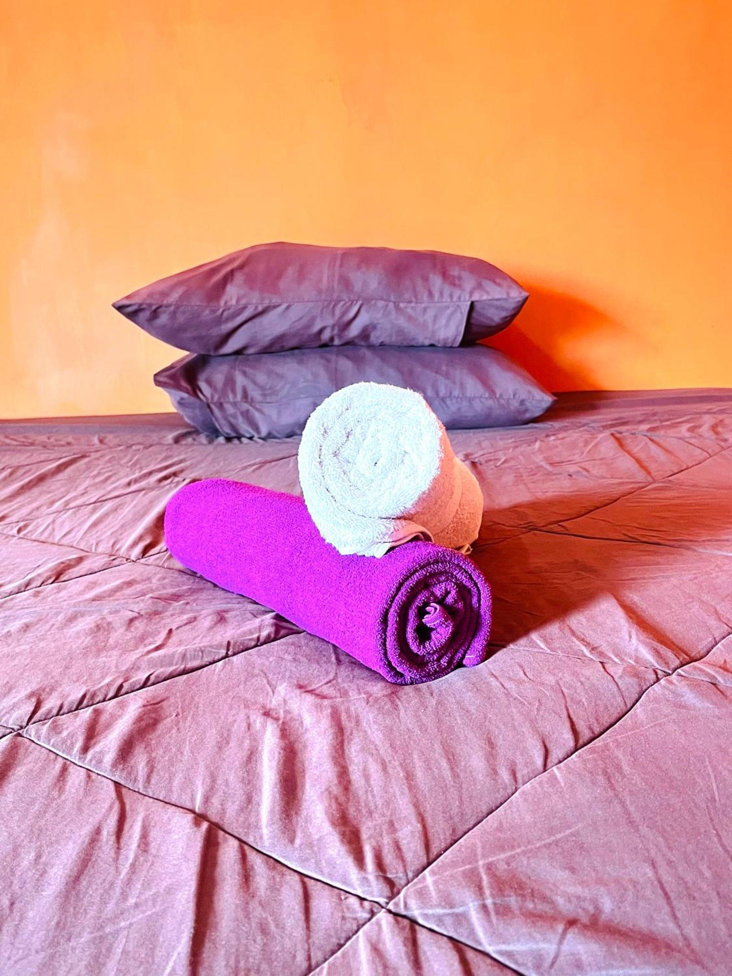 Roy Homestay Kuta Kuta  エクステリア 写真